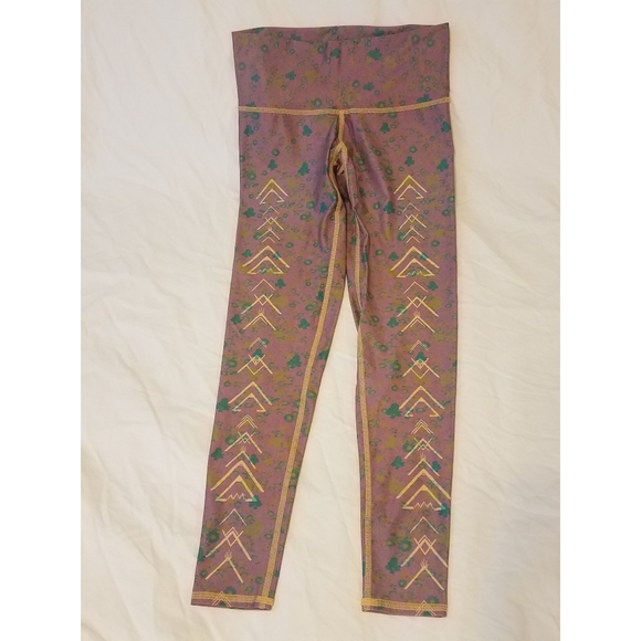 NWOT Teeki Meadow hot pant leggings - Picture 5 of 7